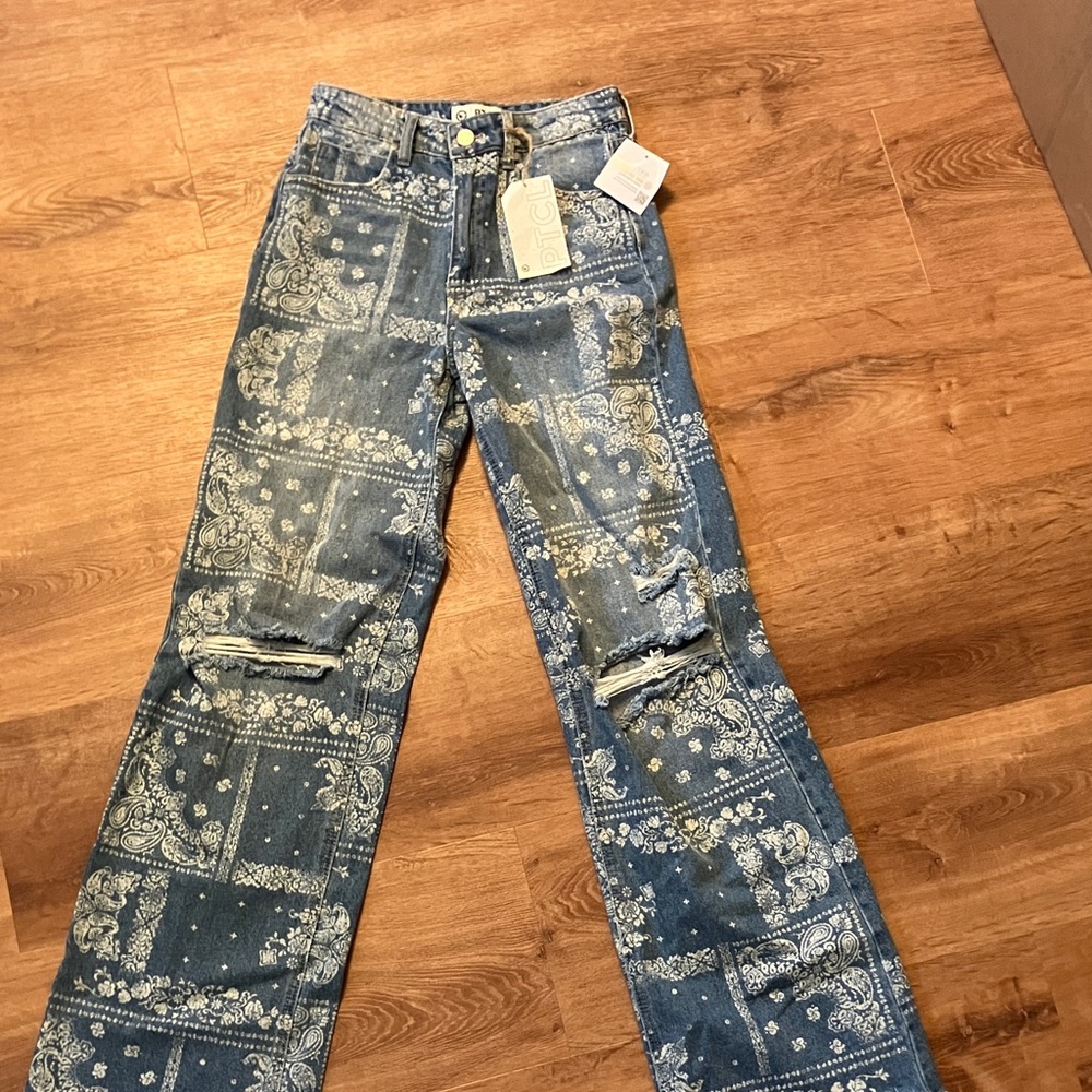 Floral Patterned Blue Flare Jeans
